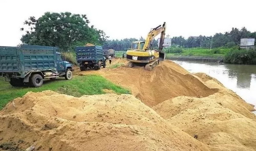 20億噸砂蘊(yùn)藏量，為何還“有錢(qián)無(wú)貨、一砂難求”？?