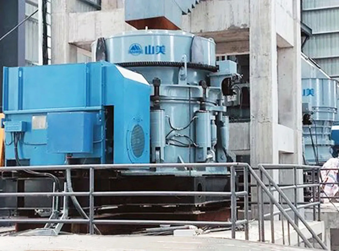 2臺SMS5000C大型多缸液壓圓錐破碎機服務(wù)于河南信陽時產(chǎn)1400噸花崗巖尾礦制砂生產(chǎn)項目