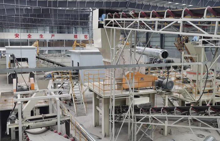 董事長楊安民參加中環(huán)協建筑垃圾管理與資源化工作委員會第三屆主任委員會第二次會議